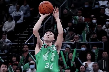 辽篮又输了，而且输得很难看，球迷提出一个又一个的疑问